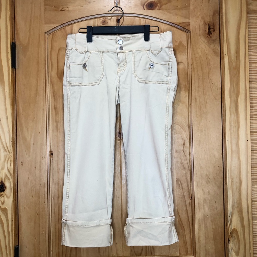 Cream Cropped Roll-Cuff Jeans (Juniors)